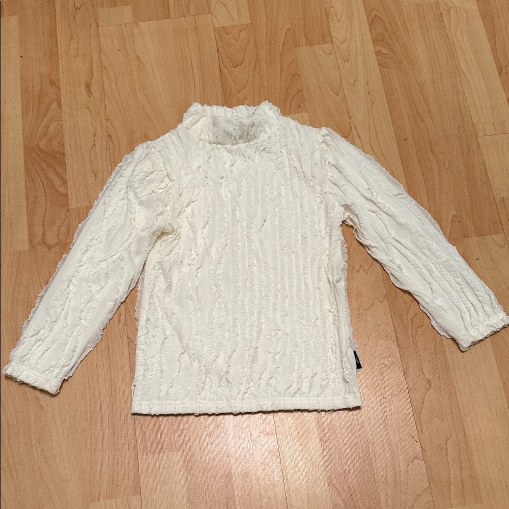 Women’s Cream Textured Long-Sleeve Sweater